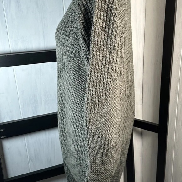 Alan Bilzerian 100% Wool Thick Gray Knit Sweater Dress, Free Size, Stunning Art - Picture 3 of 6